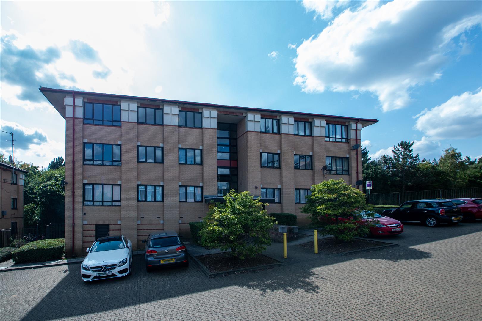 Albion Place, Campbell Park, Milton Keynes